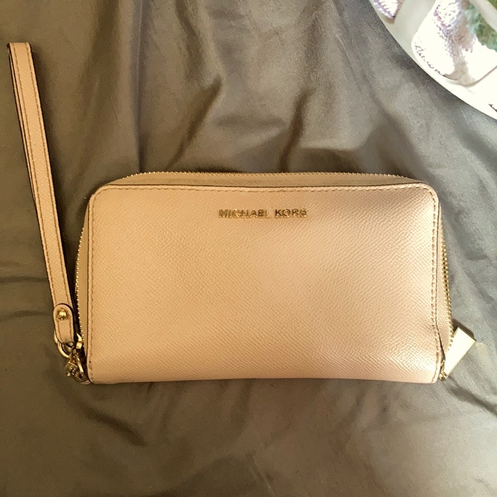 Michael Kors wallet